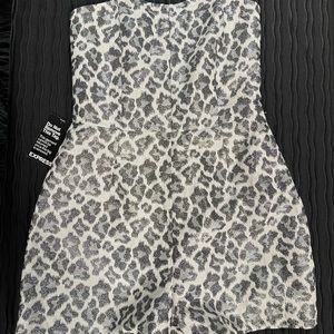 Express leopard print romper women’s size 4